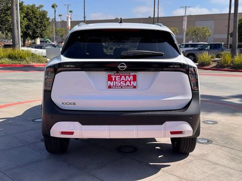 New 2026 Nissan Kicks SV FWD image 7