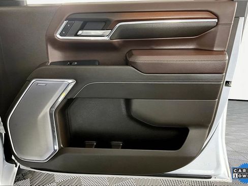 Used 2024 GMC Sierra 2500 Denali w/ Denali Reserve Package image 29