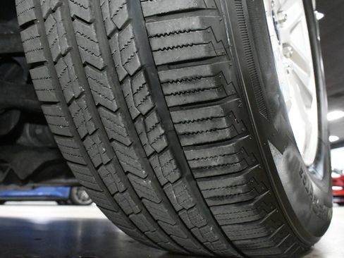 Used 2019 Ford F150 XLT image 70