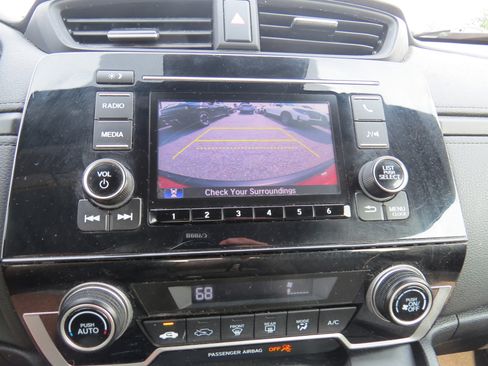 Used 2020 Honda CR-V LX image 18
