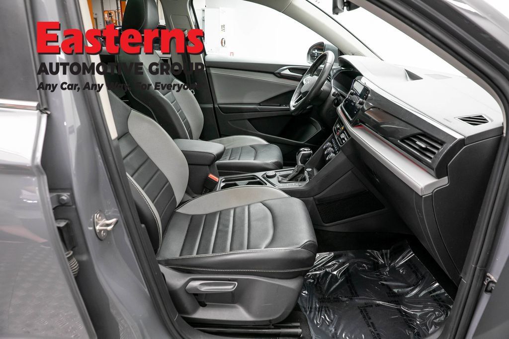 Used 2023 Volkswagen Taos SEL AWD/4WD image 23