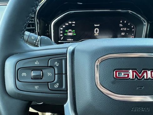 Used 2025 GMC Sierra 1500 SLT w/ SLT Premium Plus Package AWD/4WD image 22