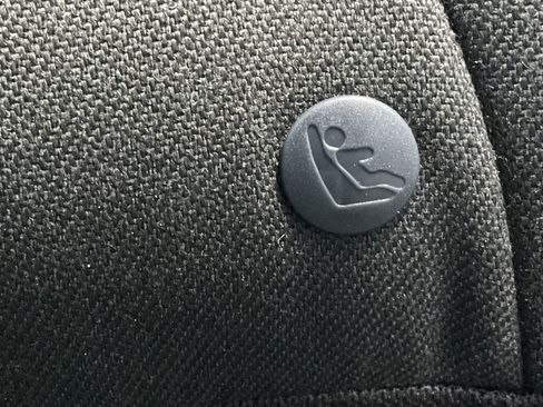 Used 2025 Buick Encore GX Preferred image 16