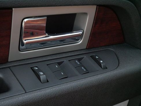 Used 2013 Ford F150 King Ranch w/ King Ranch Luxury Pkg AWD/4WD image 19