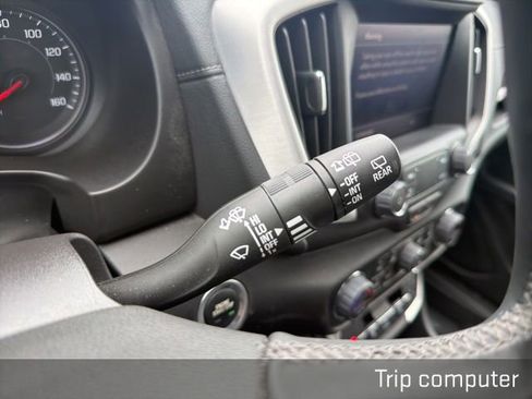 Used 2024 GMC Terrain SLT w/ Elevation Edition image 38