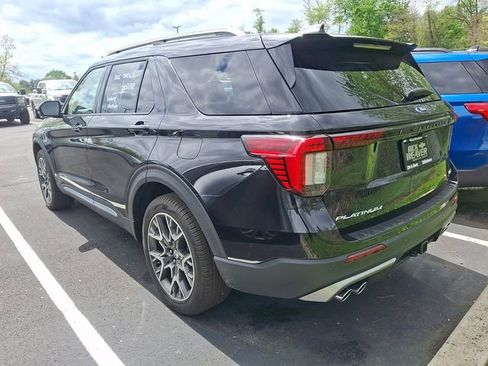 Used 2025 Ford Explorer Platinum w/ Ultimate Package AWD/4WD image 6