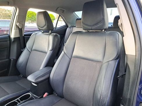 Used 2017 Toyota Corolla SE image 18