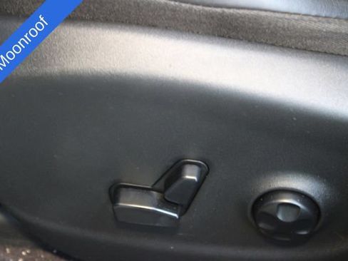 Used 2019 Jeep Cherokee Limited w/ Safetytec Group AWD/4WD image 20