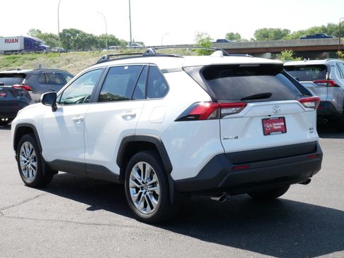 Used 2025 Toyota RAV4 XLE Premium w/ Weather Package AWD/4WD image 5