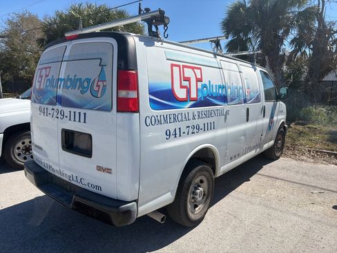 Used 2020 GMC Savana 2500 w/ Driver Convenience Package image 12