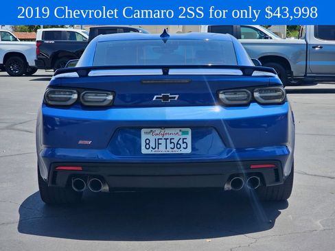 Used 2019 Chevrolet Camaro SS RWD image 6
