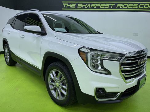 Used 2023 GMC Terrain SLT image 10