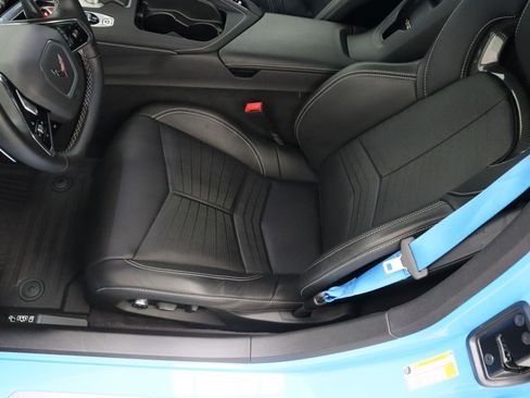 Used 2022 Chevrolet Corvette Stingray Preferred Conv w/ Z51 Performance Package RWD image 15