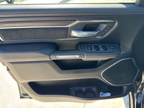 Used 2025 RAM 1500 Laramie image 15