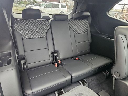 New 2026 GMC Acadia Denali w/ Super Cruise Package image 13