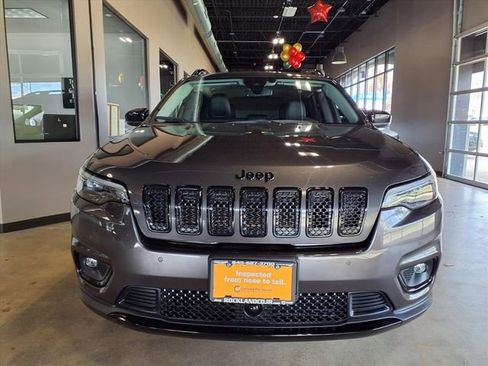 Used 2023 Jeep Cherokee Altitude Lux image 3