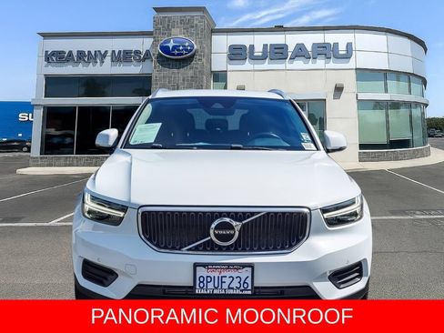 Used 2020 Volvo XC40 T5 Momentum AWD/4WD image 2
