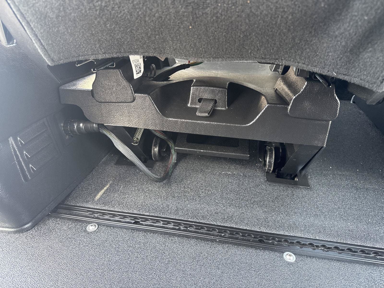 Used 2022 Chrysler Voyager LX FWD image 12
