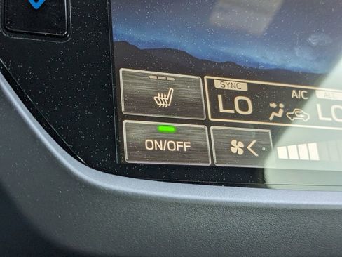 Used 2025 Subaru Forester Limited w/ Popular Package #2 AWD/4WD image 23