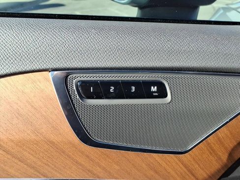 Used 2024 Volvo XC90 B6 Plus w/ Protection Package Premier image 17