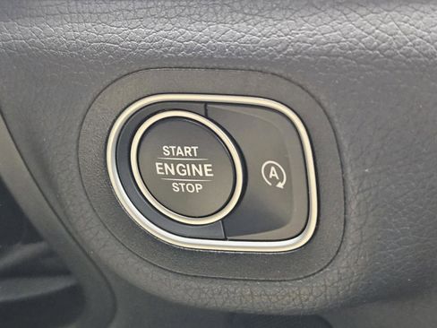 Certified 2025 Mercedes-Benz GLE 350 4MATIC image 13