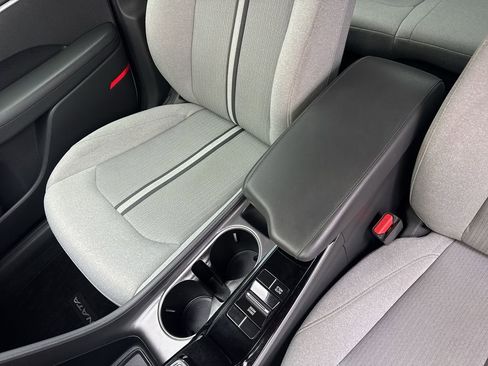 Used 2022 Hyundai Sonata SE image 22