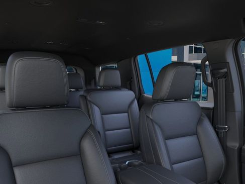 New 2025 Chevrolet Traverse LT w/ LPO, Floor Liner Package image 48