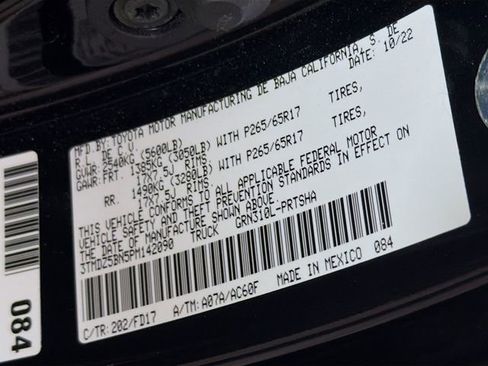 Used 2023 Toyota Tacoma TRD Sport AWD/4WD image 36