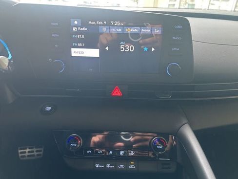 New 2026 Hyundai Elantra Sport image 10