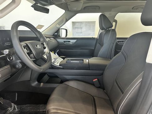 New 2026 INFINITI QX80 Luxe w/ Cargo Package image 17