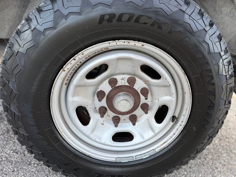 Used 2011 Ford F250 XL w/ PWR Equipment Group RWD image 19