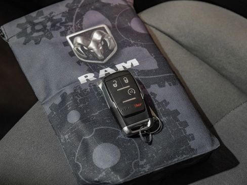 Used 2021 RAM 2500 Big Horn image 68