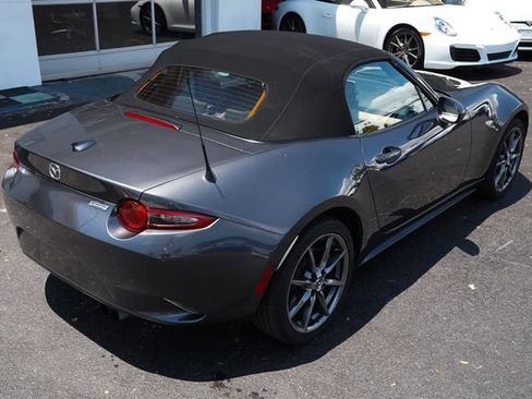 Used 2017 MAZDA MX-5 Miata Grand Touring RWD image 13