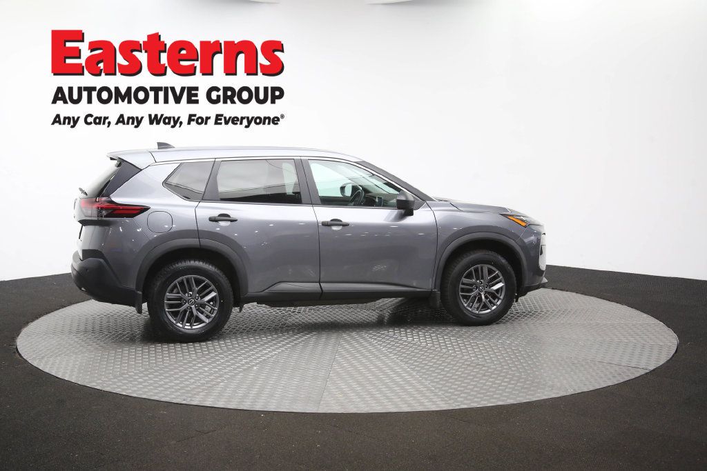 Used 2023 Nissan Rogue S AWD/4WD image 46