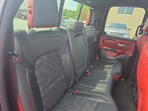Used 2019 RAM 1500 Rebel AWD/4WD image 11