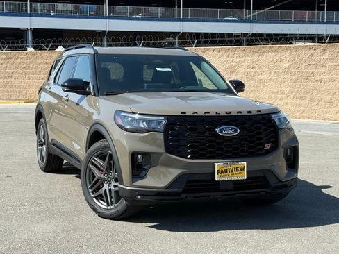 New 2026 Ford Explorer ST w/ Sun And Sound Package AWD/4WD image 2