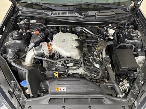 Used 2015 Hyundai Genesis 3.8 image 7