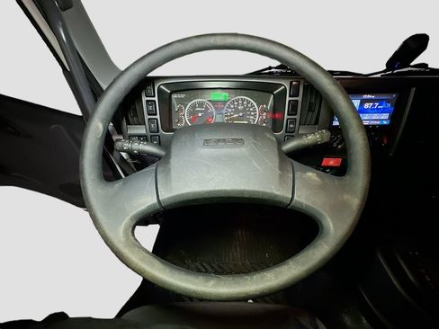 New 2026 Isuzu FTR RWD image 19