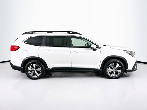 Used 2024 Subaru Ascent Premium w/ Convenience Package image 10