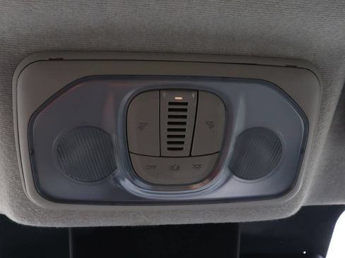 Used 2023 RAM ProMaster 3500 FWD image 19