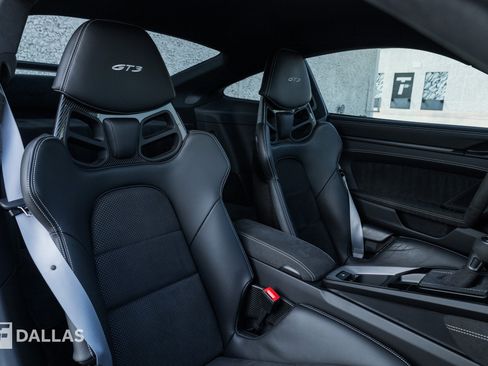 Used 2022 Porsche 911 GT3 RWD image 35
