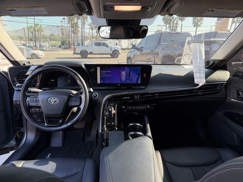 Used 2023 Toyota Mirai w/ Advanced Technology Package RWD image 23
