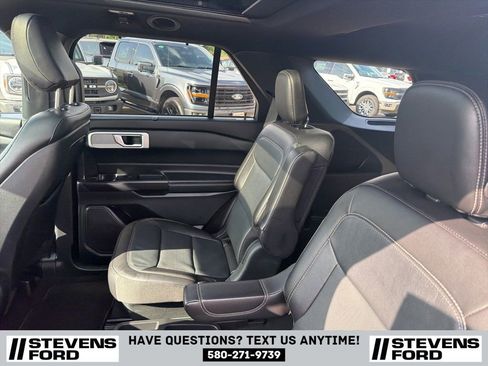 Used 2020 Ford Explorer Limited RWD image 32