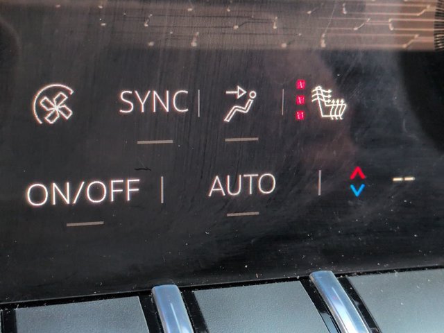 Used 2025 GMC Acadia Elevation FWD image 21