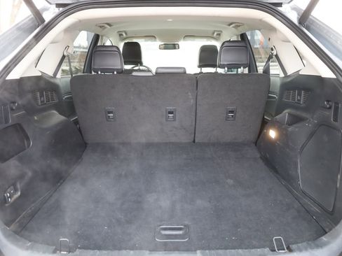 Used 2024 Ford Edge Titanium image 17