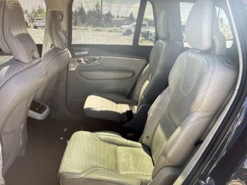 Used 2023 Volvo XC90 T8 Ultimate w/ Lounge Package AWD/4WD image 5