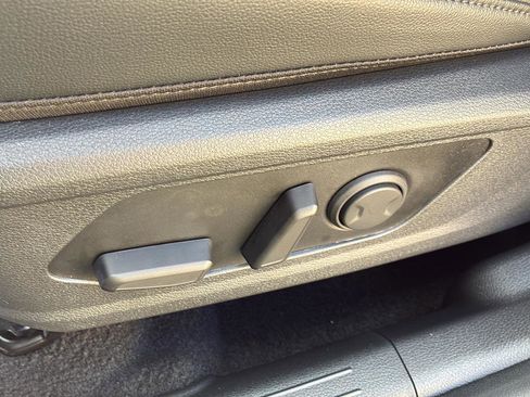 New 2026 Kia Sportage EX w/ EX Panorama Roof Package image 11