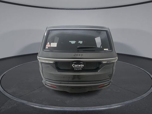 New 2026 Jeep Grand Wagoneer 4WD image 7