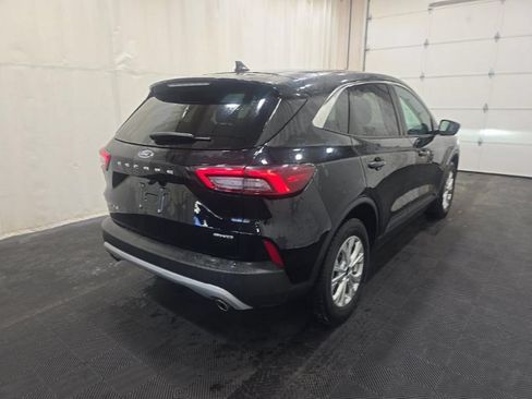 Used 2024 Ford Escape Active AWD/4WD image 4
