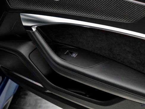 Used 2024 Audi RS 7 Performance w/ Executive Package image 86